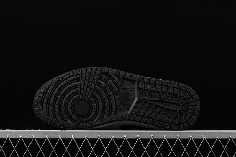 All categories Air Jordan Jordan series basketball shoes Air Jordan 1 Mid Air Jordan 1 Mid AJ1 Leonard Jr. Joe 1 black and white silver 554724-121
